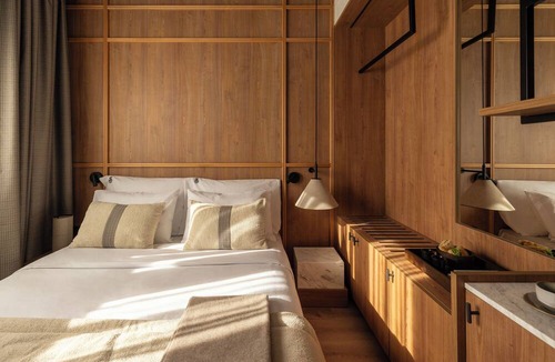 Kinosargous Hotel | Darya-J