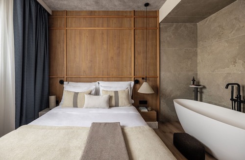 Kinosargous Hotel | Darya-J