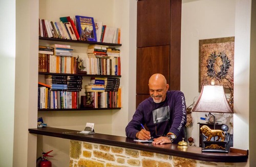 Mouresi Apartment | Lions Nine