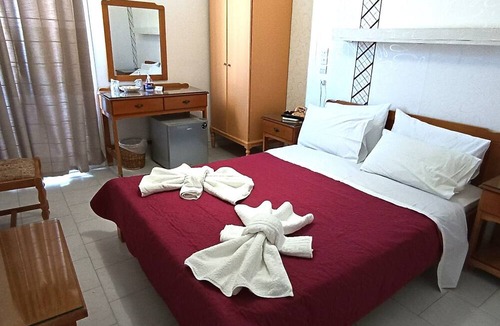 Livadi Hotel | HOTEL SERIFOS BEACH
