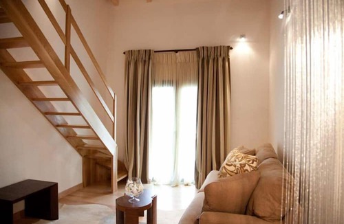 Kalavrita Hotel | Kalavrita Canyon Hotel & Spa