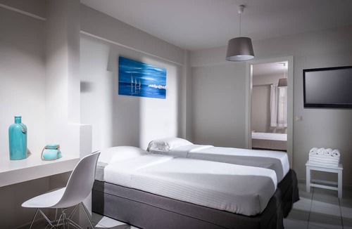 Koutouloufari Hotel | Casa Bianca - Adults Only by Checkin