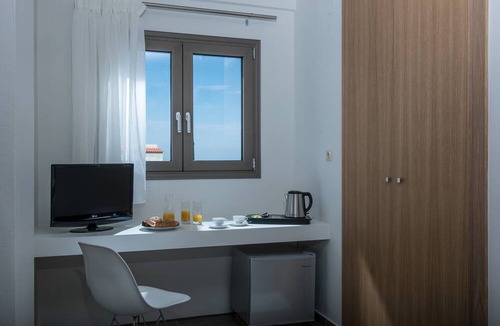 Koutouloufari Hotel | Casa Bianca - Adults Only by Checkin