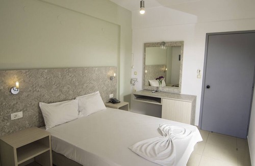 Kantanos-Selino Hotel | Megim