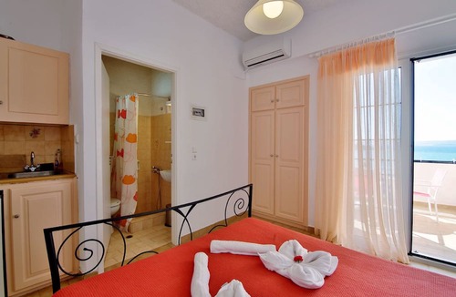 Plaka Apartment | Isadora Apartments