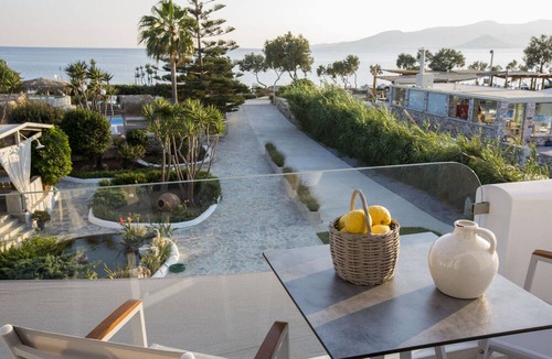 Plaka House | Athina Studios & Suites
