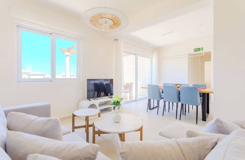 Maleme Apartment | Resitour - Chania Aphrodite Beachfront