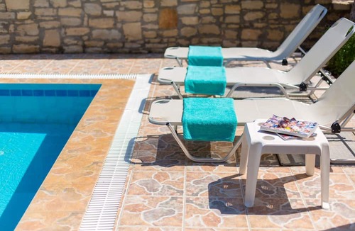 Roumeli Villa | Villa Roumeli near the sea