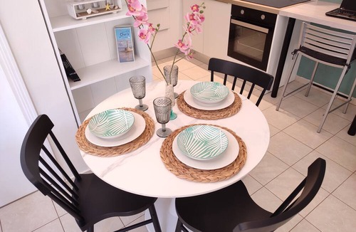 Halepa Apartment | Boho style apartment with spacious front yard in historical district of Chania