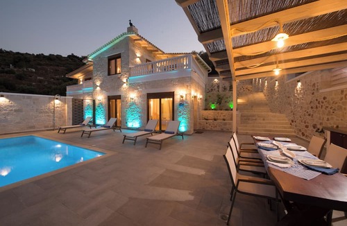 Malevizi Villa | Sea view Villa | 6BR ★ 2 Private Pools