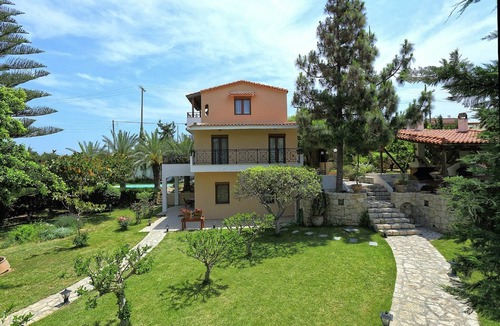 Karteros House | Seaside Serenity Stay