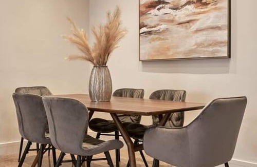Marousi Apartment | Marousi: Stylish and bright 2-room apartment