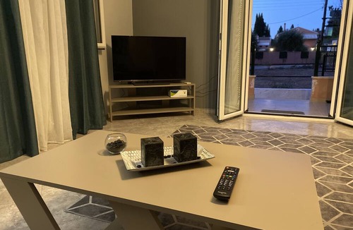 Kontokali House | Ivy House,Modern Life!