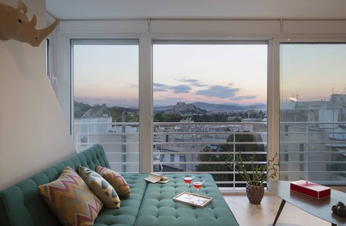 Pangrati Apartment | Ippodamou 25- Acropolis view renovated apartment