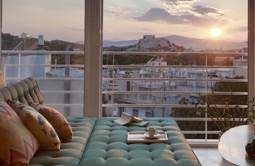 Pangrati Apartment | Ippodamou 25- Acropolis view renovated apartment