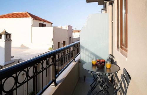 Old Town Rethymnon Apartment | Petalo Suites
