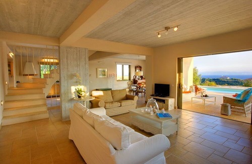 Karavados Villa | Ideales Resort