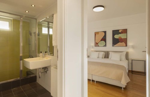Kinosargous Apartment | STUNNING PENTHOUSE W/SPECTACULAR VISTAS!