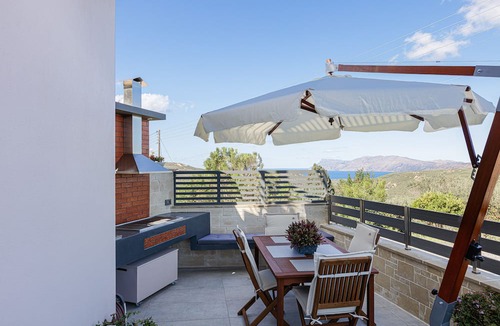 Koukounara Villa | Villa Chryssi nLocated on picturesque hills ,only 5 miles from Kissamos center