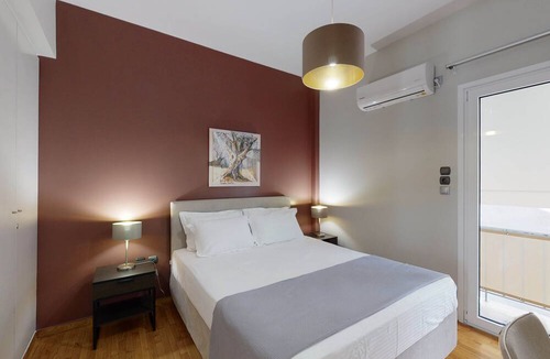 Filopappou Apartment | 3-Bedroom Penthouse with a Huge Veranda, Stunning Views and Modern Comforts