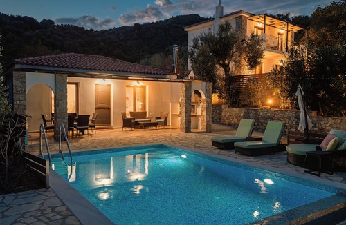 Skiathos Town Villa | Skiathos Island Villas