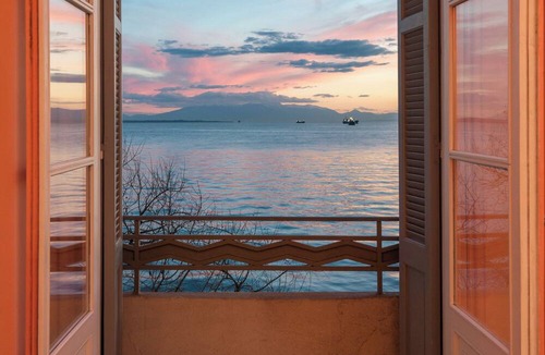 Thessaloniki City Centre Apartment | AiR Waterfront Nikis Apartment