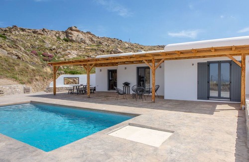 Mikri Vigla Villa | Mikri Villas