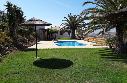 Pitsidia Villa | Villa with sea and mountain views, private pool and large garden