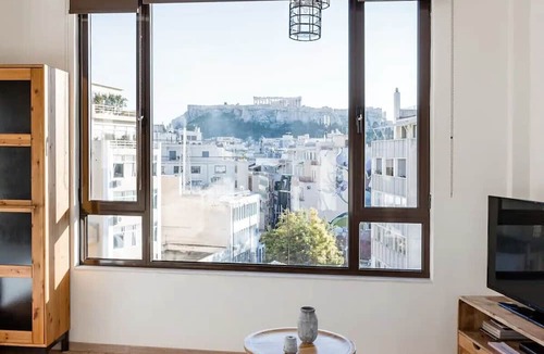 Monastiraki Apartment | Explore Nightlife Near an Apartment With an Acropolis View