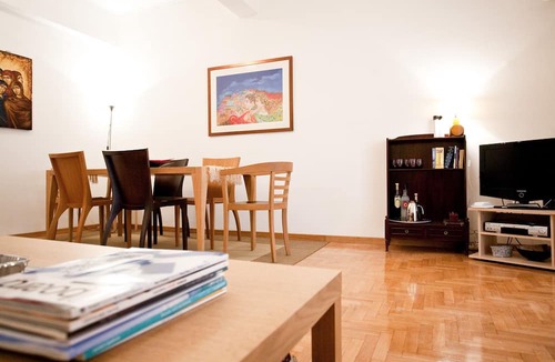 Kinosargous Apartment | Acropolis area next Metro & Museum