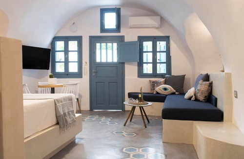 Messaria Apartment | Stoa Cave Villas