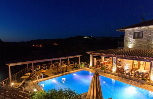 Archea Pissa Apartment | Bacchus