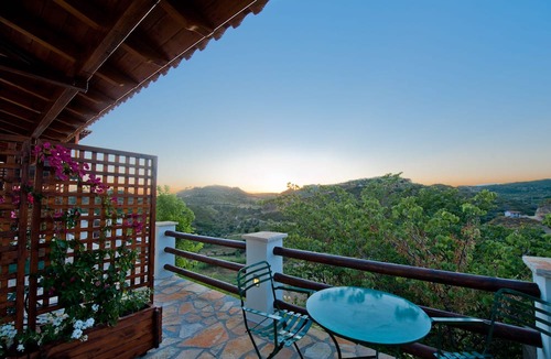 Archea Pissa Apartment | Bacchus