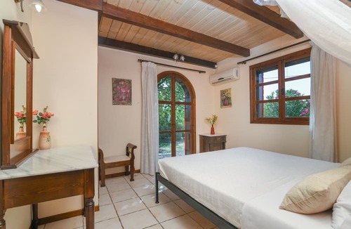 Kallithea Villa | Villas Therianos