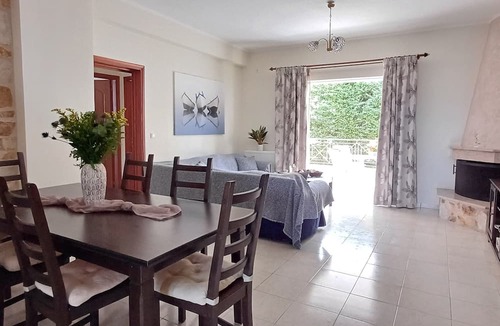 Egira Apartment | Blue Ark Aigeira Flat & Studio