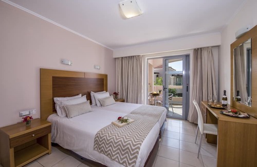Agia Marina Apartment | Isida Hotel