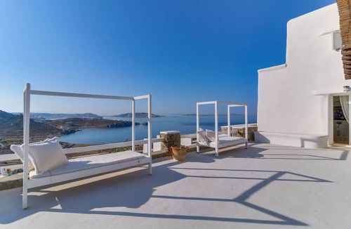 Houlakia Villa | SeaBlue Villas