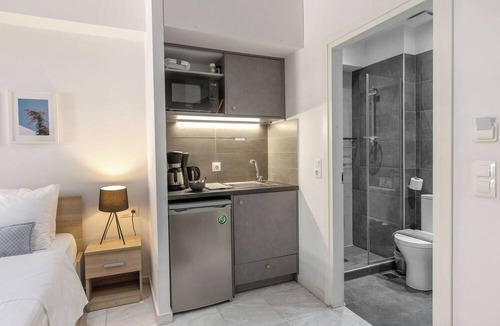 Ilisia Apartment | BES 3 - Spacious Studio with Green Balcony by GHH