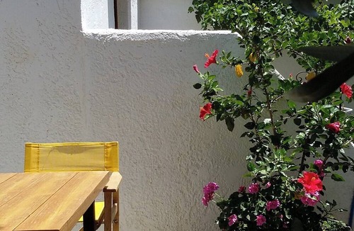 Palaiochora Cottage | Cottage Sleeps 3 with Sea Views and Parking