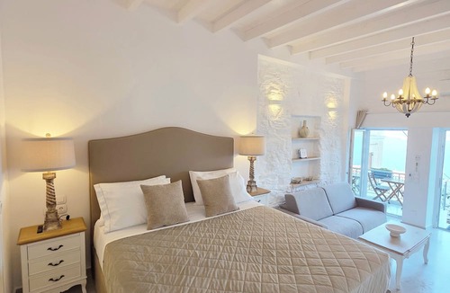 Ano Siros Apartment | TOP SUITES