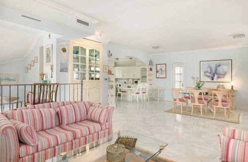 Matsoukata Villa | Alexander - Four Bedroom Villa, Sleeps 8