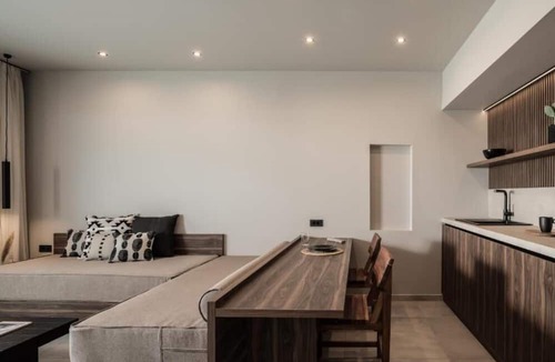 Malia Villa | Aku Suites with private pools