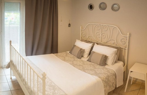 Spata-Artemida Apartment | Georgias house 7 min from Athens airport