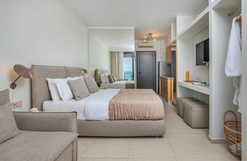 Pefkochori Apartment | Adriana Beach