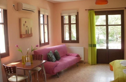 Petra House | Gaea Gardens Studios by Interhome