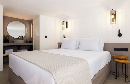 Piso Livadi Apartment | LOFTS the summer village apartments