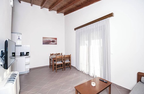 Kiparissia Apartment | Terra Hélios Suites & Studios