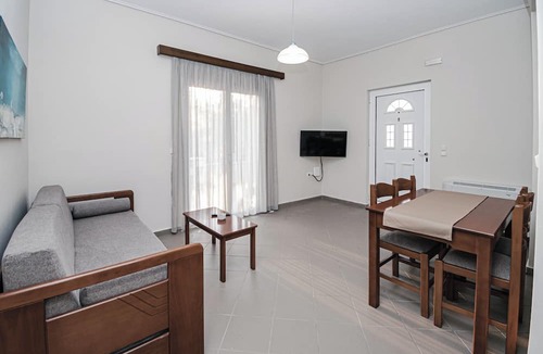 Kiparissia Apartment | Terra Hélios Suites & Studios
