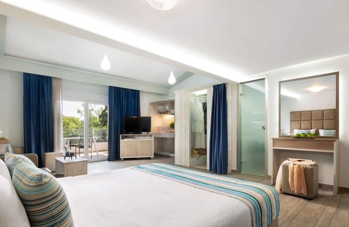 Potos Apartment | Hotel Sirines Complex