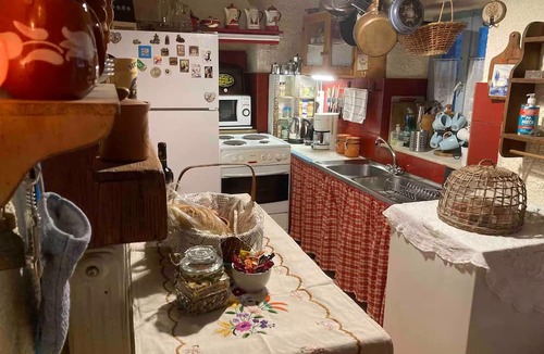 Tsagarada Cottage | Valley Cottage: Traditional 2-bedroom House